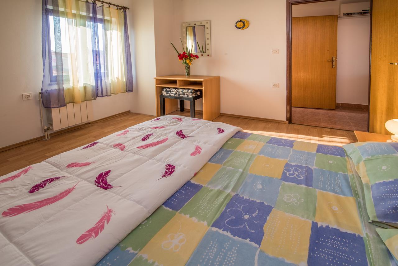 Apartment Sandra Krk Krk Town Extérieur photo